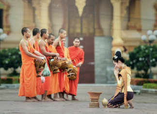Buddhist Marriage Traditions – The Complete Guide! Buddhist Marriage Traditions