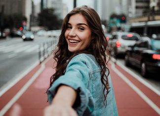 What Is the Best Age for Marriage? with Age Chart! Right age to get married